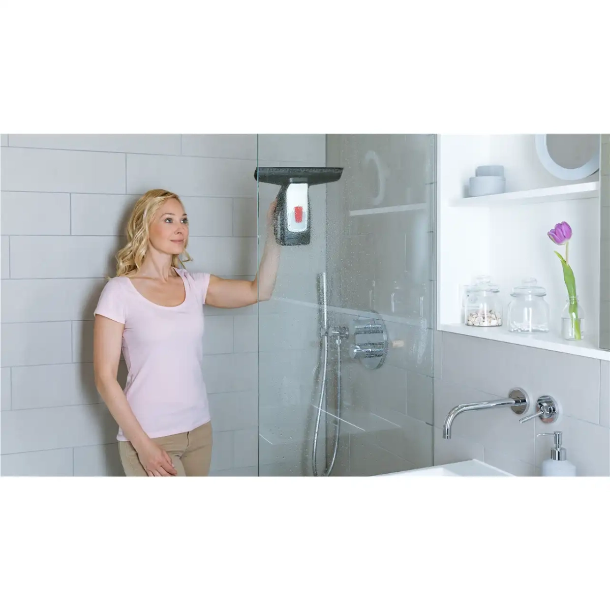 Window Cleaner GlassVAC image 3