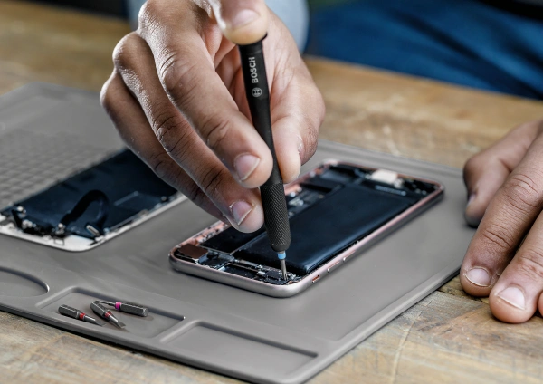 Precision Screwdriver Bit Set 53.0 x 109.0 x 167.0 28 mm Precision Screwdriver Bit:PH000; PH00; PH0; T2; T3; T4; T5; T6; T8H; H1.5; H2; SL1.5; SL2; SL2.5; Y1; U2.6; ☆0.8; ☆1.2; △2; △2.3.25 mm Insert Screwdriver Bit:PH1; PH2; PH3; PZ1; PZ2; T10H; T