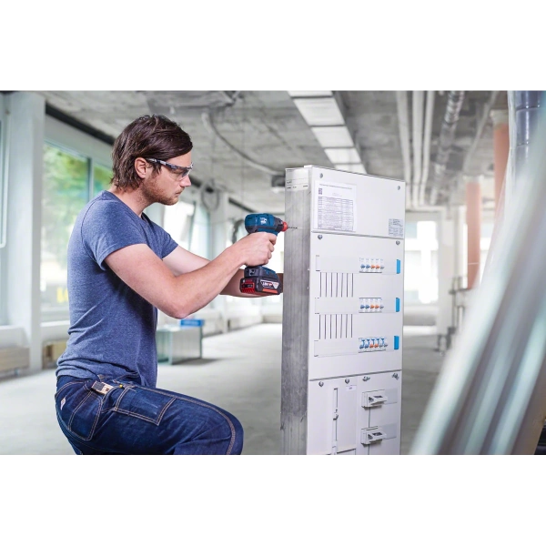 3-piece HSS step drill bit set 4-12/4-20/6-30 Bosch 